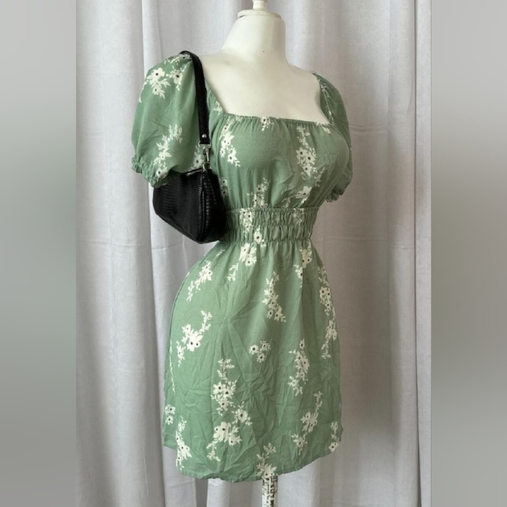 Liberty Love Mint Green White Asymmetrical Ruffled Puff Sleeve Mini Summer Dress